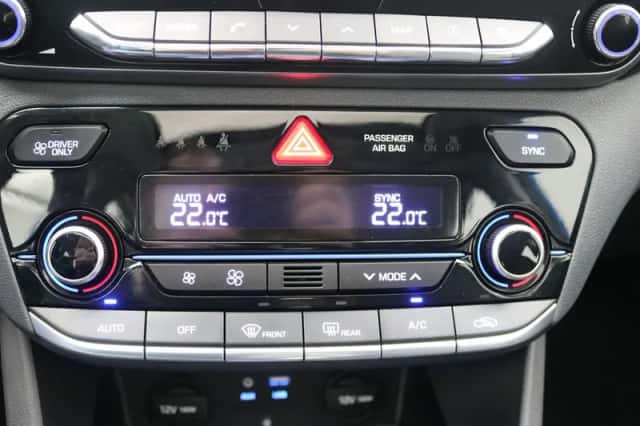 Hyundai Ioniq (2018) thumbnail 39