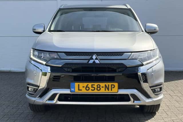 Mitsubishi Outlander (2021) thumbnail 37