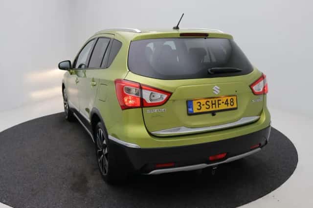 Suzuki SX4 S-Cross (2013) thumbnail 16