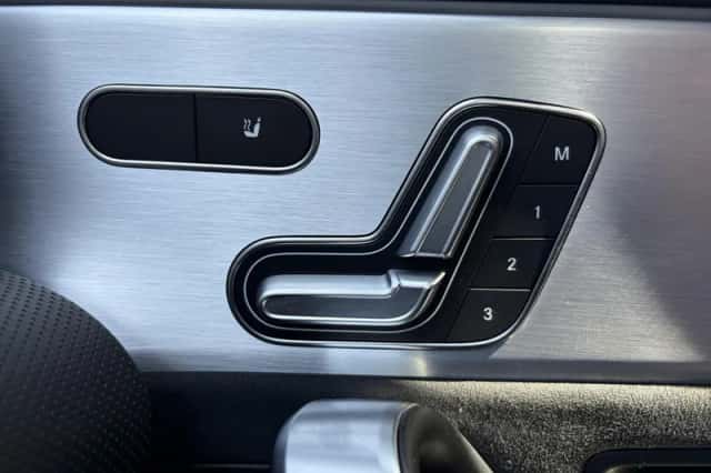 Mercedes-Benz CLA-Klasse (2020) thumbnail 13