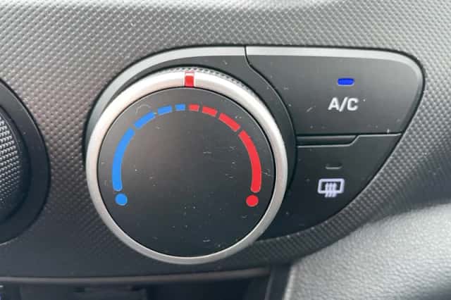 Hyundai i10 (2018) thumbnail 29