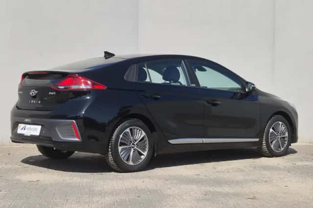 Hyundai Ioniq (2021) thumbnail 3