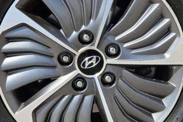 Hyundai Ioniq (2021) thumbnail 39