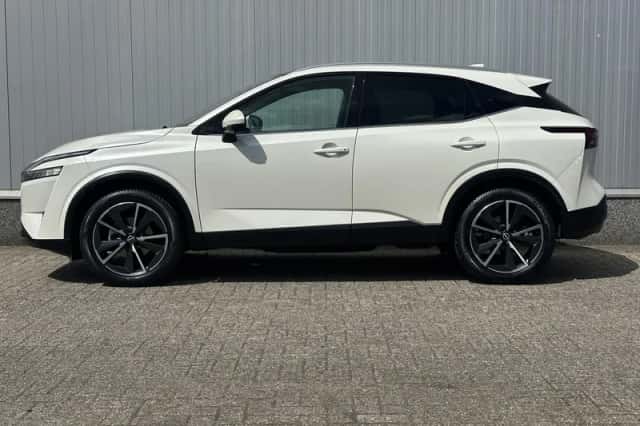 Nissan Qashqai (2023) thumbnail 9