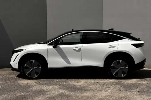Nissan Ariya (2022) thumbnail 14