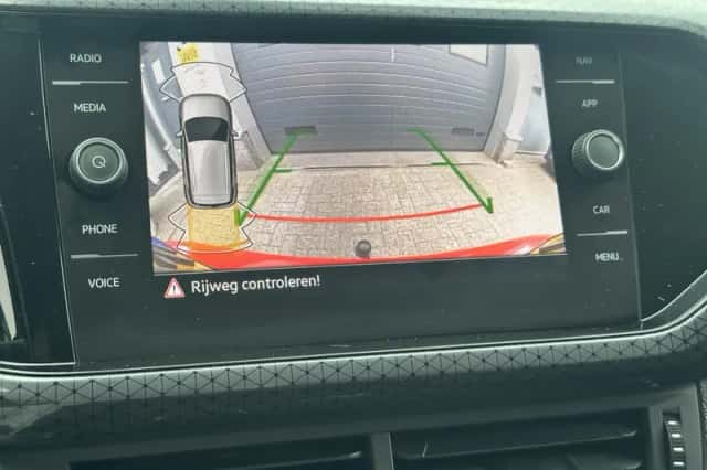 Volkswagen T-Cross (2021) thumbnail 12