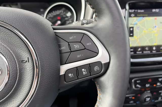 Jeep Compass (2019) thumbnail 13