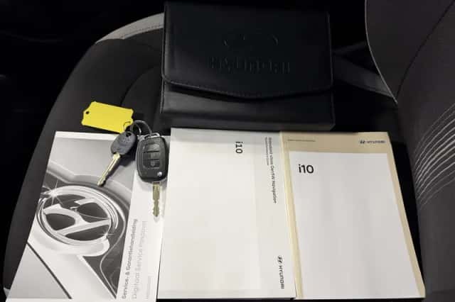 Hyundai i10 (2022) thumbnail 5