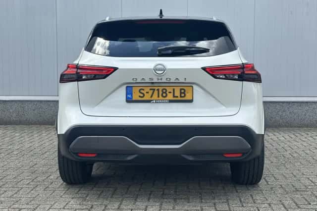Nissan Qashqai (2023) thumbnail 16