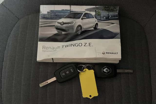 Renault Twingo (2022) thumbnail 4