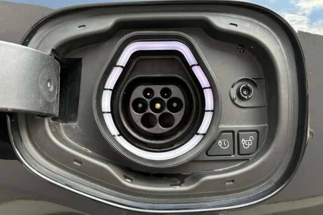 Ford Kuga (2023) thumbnail 23
