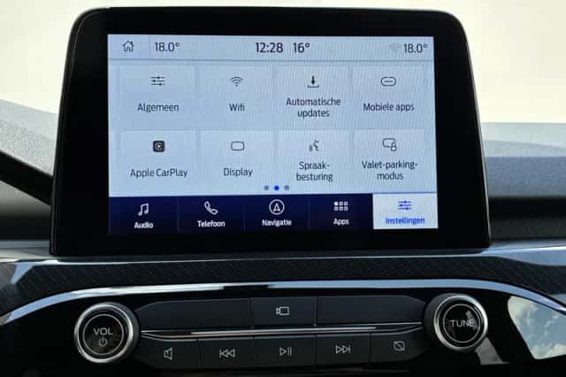 Ford Kuga (2023) thumbnail 29