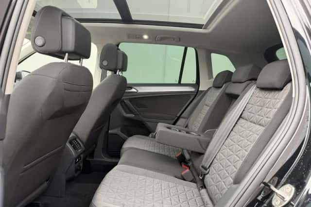 Volkswagen Tiguan (2022) thumbnail 17