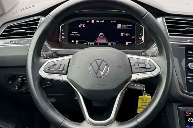 Volkswagen Tiguan (2022) thumbnail 18