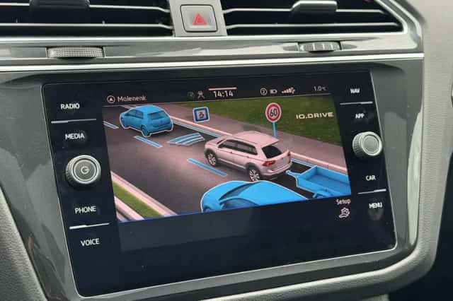 Volkswagen Tiguan (2022) thumbnail 20