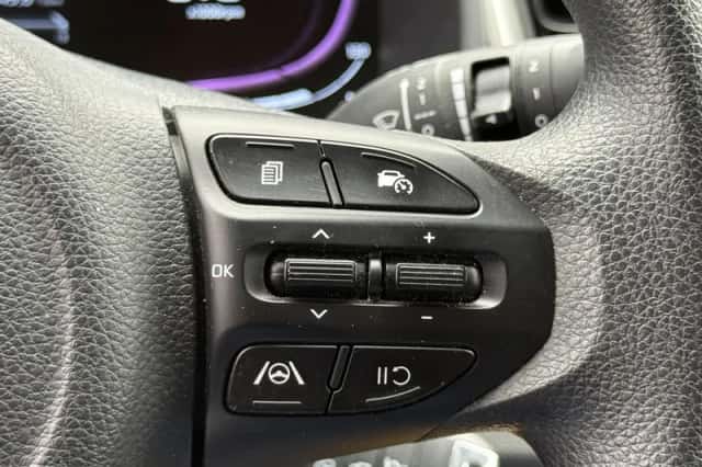 Kia Stonic (2024) thumbnail 24