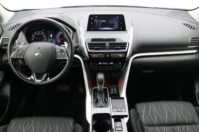 Mitsubishi Eclipse Cross (2019) thumbnail 2