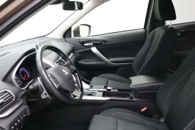 Mitsubishi Eclipse Cross (2019) thumbnail 4