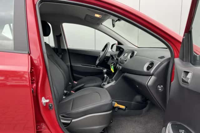 Hyundai i10 (2018) thumbnail 11
