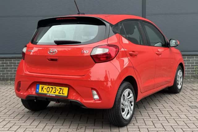 Hyundai i10 (2021) thumbnail 3