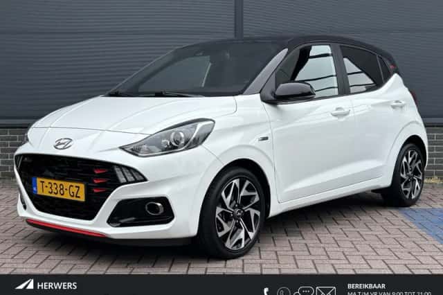 Hyundai i10 (2023) thumbnail 1