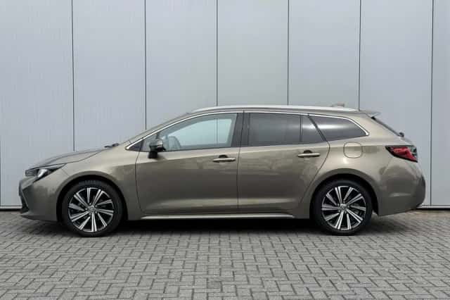Toyota Corolla (2022) thumbnail 4
