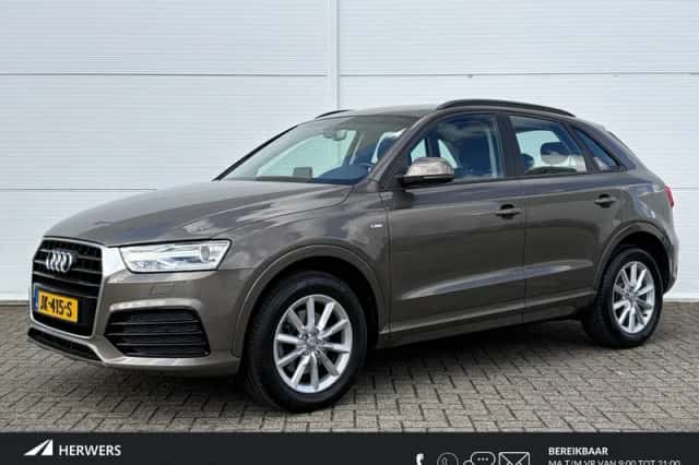 Audi Q3 (2016) thumbnail 1