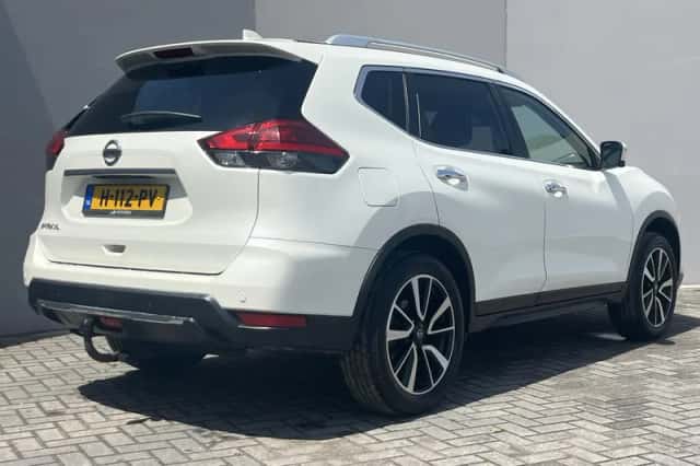 Nissan X-Trail (2020) thumbnail 3