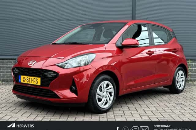 Hyundai i10 (2023) thumbnail 1