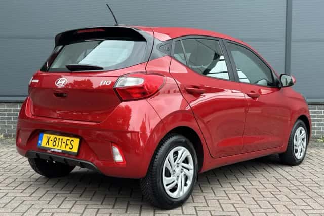 Hyundai i10 (2023) thumbnail 3