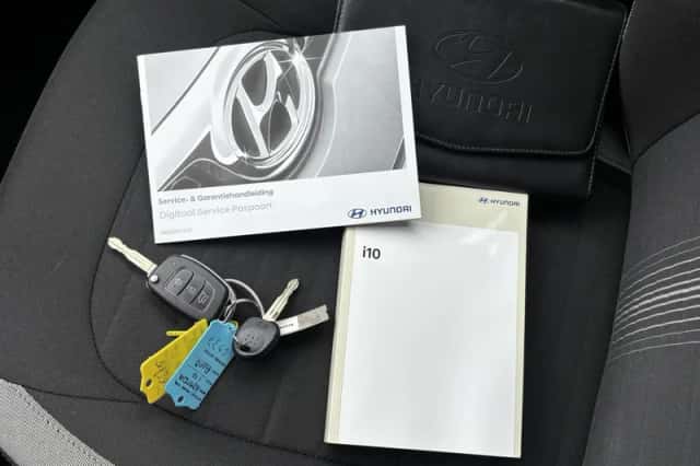 Hyundai i10 (2023) thumbnail 5