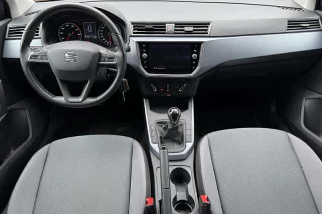 SEAT Arona (2021) thumbnail 2