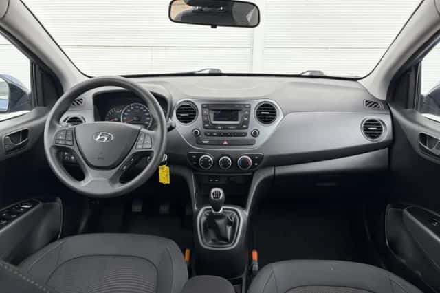 Hyundai i10 (2018) thumbnail 2