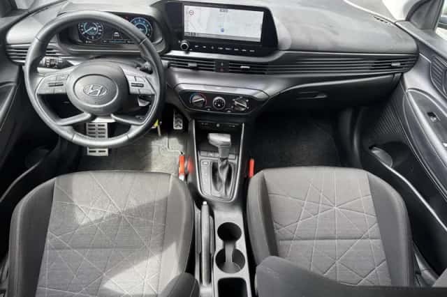 Hyundai Bayon (2022) thumbnail 2