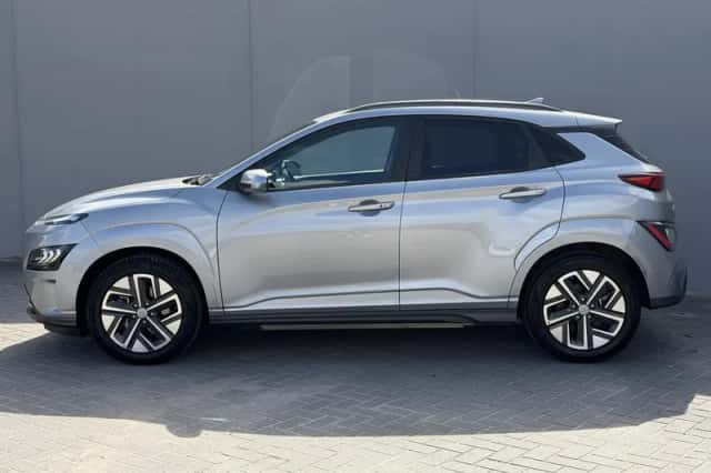 Hyundai Kona (2024) thumbnail 6