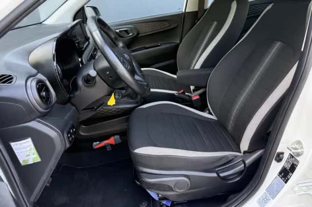 Hyundai i10 (2022) thumbnail 4