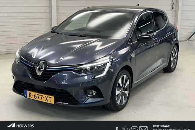 Renault Clio (2021) thumbnail 1