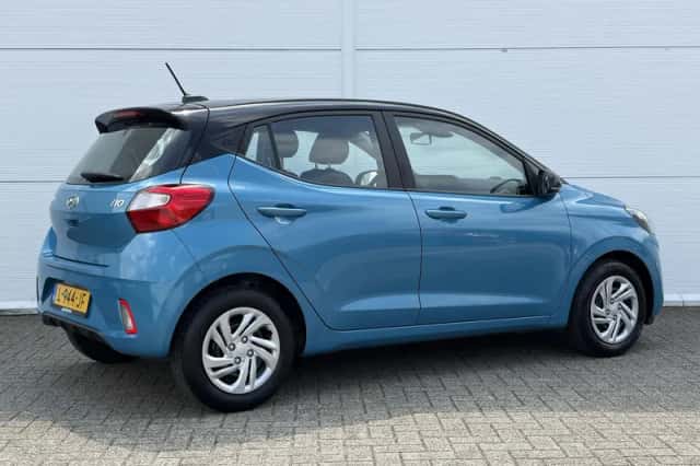 Hyundai i10 (2021) thumbnail 3