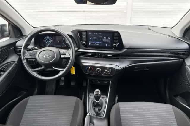 Hyundai i20 (2023) thumbnail 2