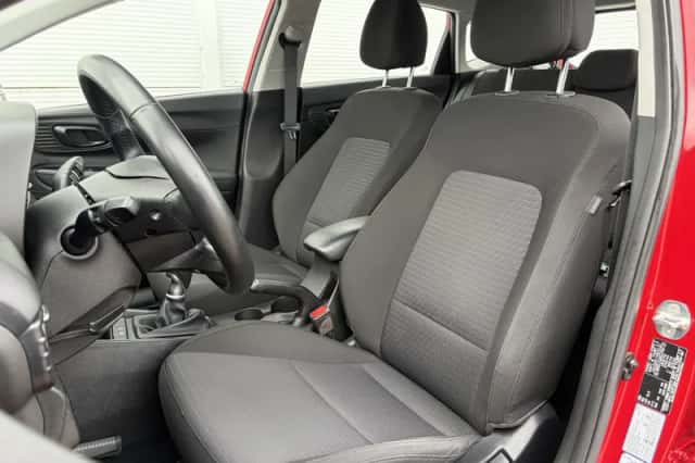 Hyundai i20 (2023) thumbnail 6