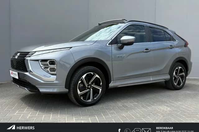 Mitsubishi Eclipse Cross (2021) thumbnail 1