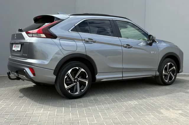 Mitsubishi Eclipse Cross (2021) thumbnail 3