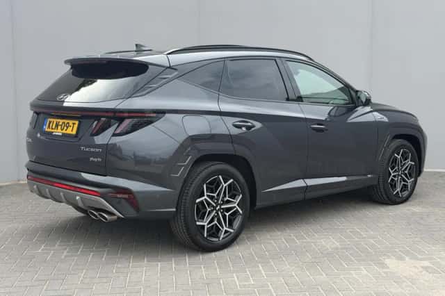 Hyundai Tucson (2022) thumbnail 3