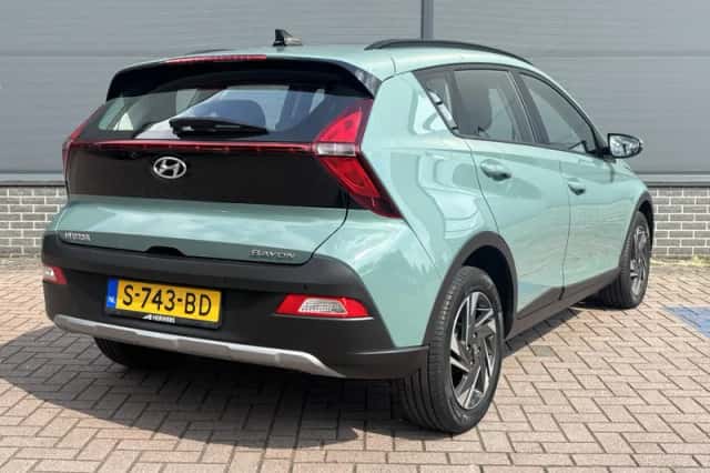 Hyundai Bayon (2023) thumbnail 3