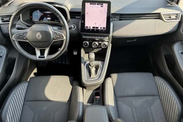 Renault Clio (2025) thumbnail 2