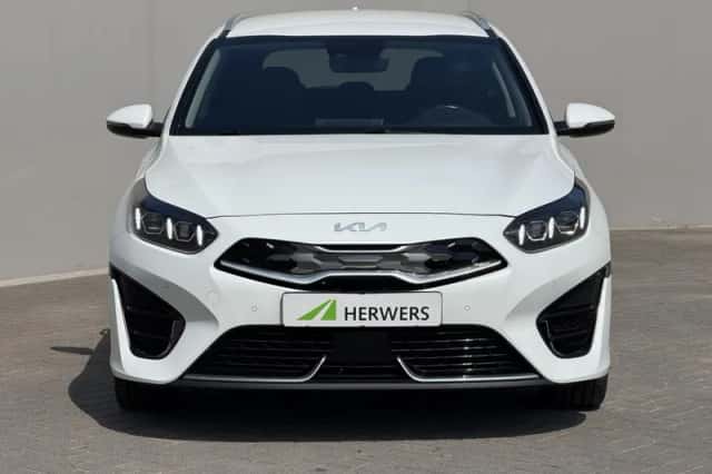 Kia Ceed Sportswagon (2023) thumbnail 6