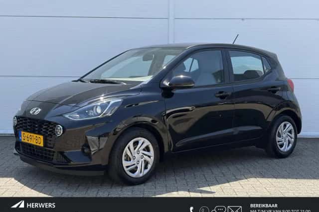 Hyundai i10 (2023) thumbnail 1