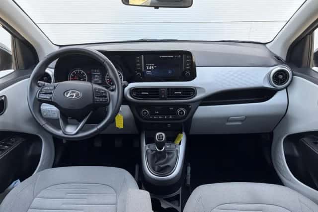 Hyundai i10 (2023) thumbnail 2