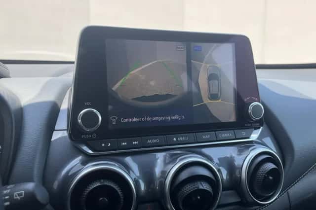 Nissan Juke (2021) thumbnail 3