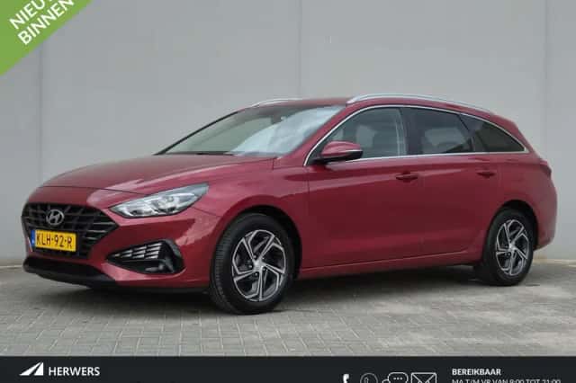 Hyundai i30 (2021) thumbnail 1